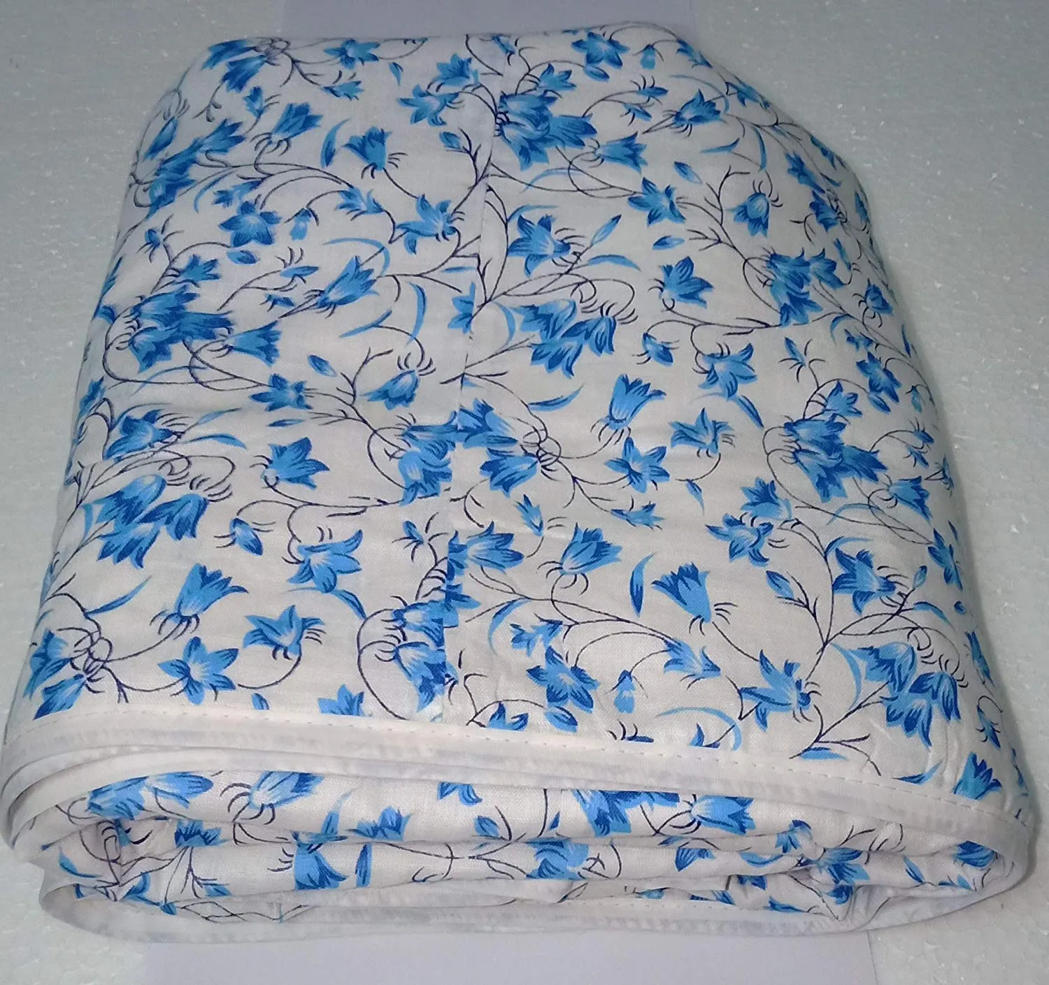 j Shree Summer Special Anti-Pilling Super Soft Cotton Floral Print Double Bed Dohar/ Summer Ac Blanket- Blue Iris Flowers